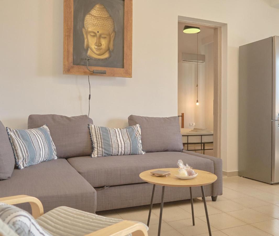 Zanteapts 360 Gouzeli Apartment Luaran gambar