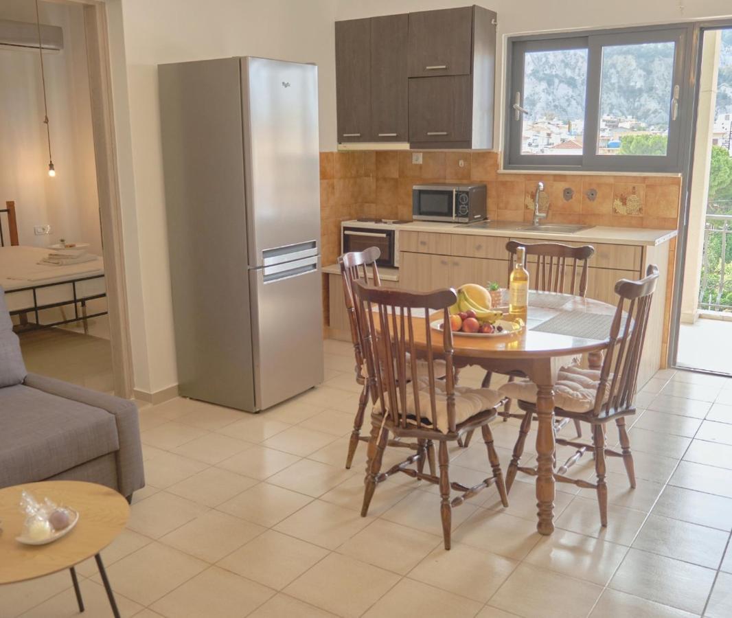 Zanteapts 360 Gouzeli Apartment Luaran gambar