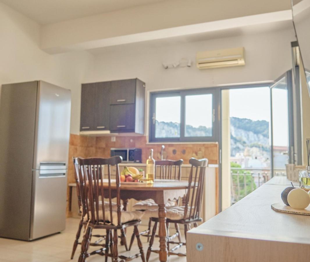 Zanteapts 360 Gouzeli Apartment Luaran gambar